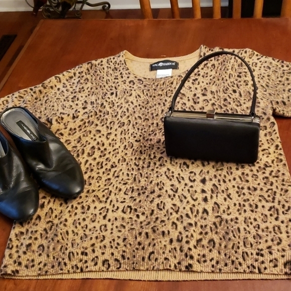 Sag Harbor Short Sleeve Cheetah Print Sweater VGUC - Picture 3 of 9